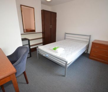 Bournemouth Osborne Road Winton, BH9, Dorset - Photo 4