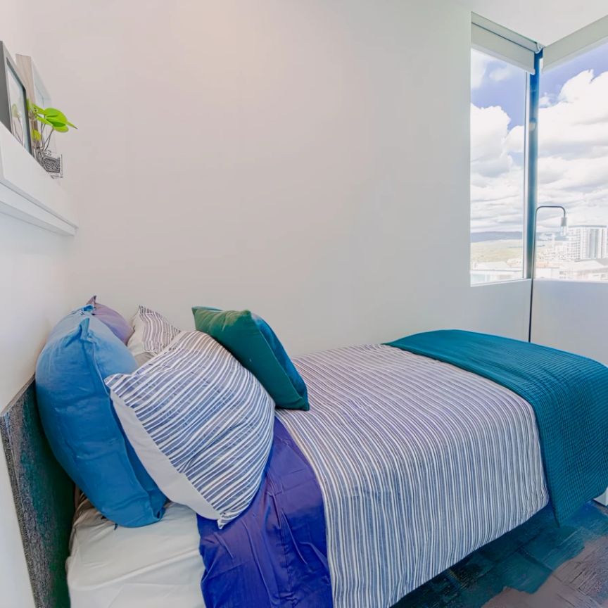 4 Bed Shared Apartment (Large) - Photo 1