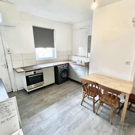 Nowell Crescent - Photo 3