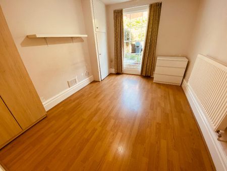 N1 0HD, London Borough of Islington, London, Greater London, England, United Kingdom - Photo 5