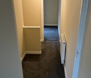 2 Bed Terraced House, Huggett Close, LE4 - Photo 2