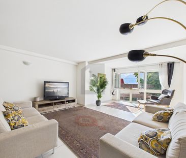 AU COEUR DE MONTREUX, MEUBLÉ AVEC VUE LAC - Photo 3