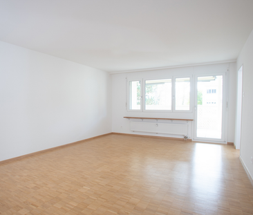 Sanierte 3.5 Zimmer-Wohnung mit Waschmaschine! - Photo 6