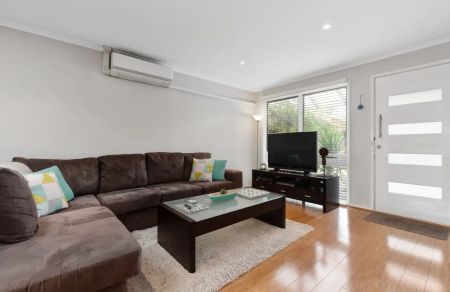 “Home sweet home” - Photo 5