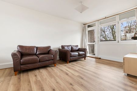 Watford Close, London, SW11 - Photo 3