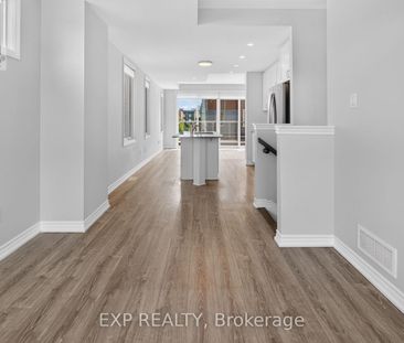 1440 Hemlock Modern 3 Storey End Unit Townhome (3 Bed, 2.5 Bath) - Photo 1