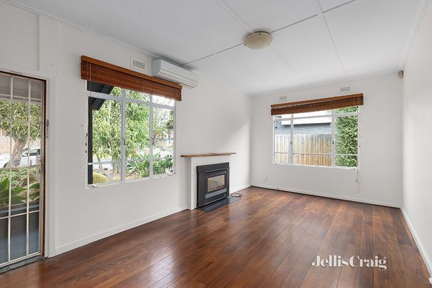 11 Cypress Street, Heidelberg West - Photo 1