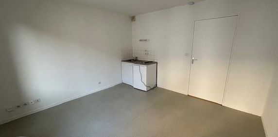 Location Appartement 1 pièce 21m² CLERMONT FERRAND 63000 - Photo 2