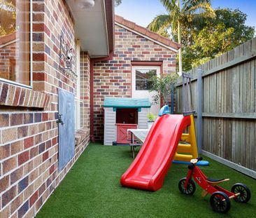 5 Coot Tha Place, Forest Lake QLD 4078 - House For Rent - $800 | Do... - Photo 1