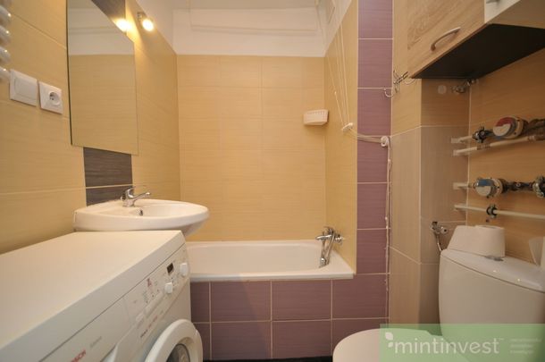 przytulna kawalerka w centrum - Zdjęcie 1