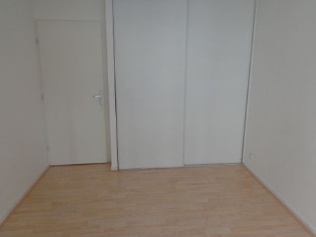 Location Appartement 2 pièces 49m² REIMS 51100 - Photo 2