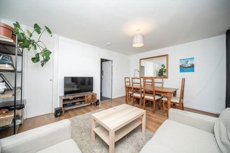 3 bedroom maisonette to rent - Photo 5