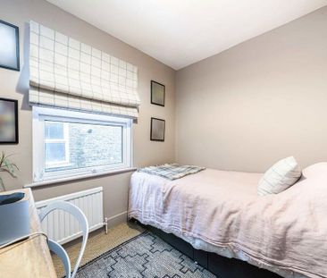 4 bedroom terraced house to rent - Photo 6