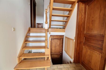 MAISON À LOUER – 4 FAÇADES – ENVIRONNEMENT CALME À PROXIMITÉ DE NAMUR - Photo 2