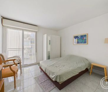 Location Appartement 2 pièces 37m² NICE 06300 - Photo 1