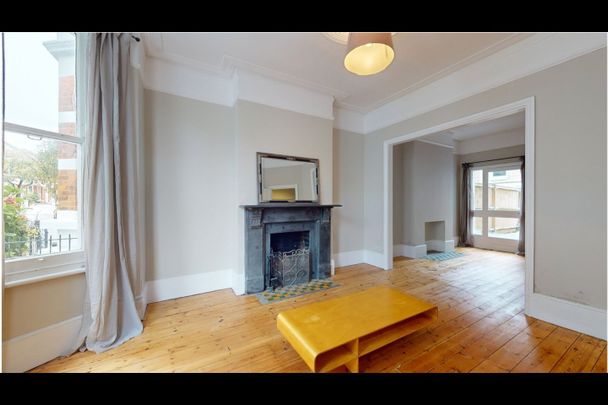 4 Bed Terraced House, Bracewell Road, W10 - Photo 1