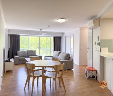 East Perth - Photo 4