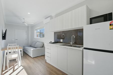 34, Jillian Place, QLD, Wynnum West - Photo 4