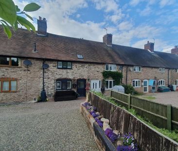 2 bedroom cottage to rent - Photo 2