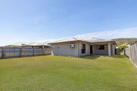 58 Ellsworth Drive, Mount Louisa - Photo 4