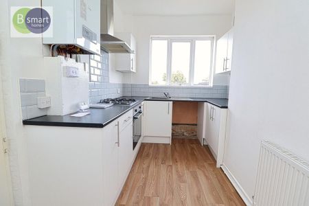 2 bedroom terraced house to rent - Photo 4