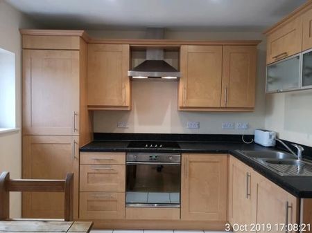 2 bedroom flat to rent - Photo 4