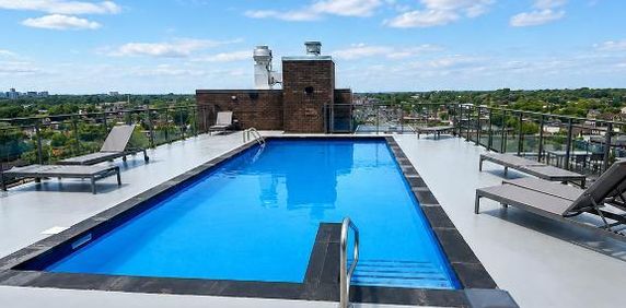 Condo locatif — 4½ neuf, jamais habité — Piscine sur le toit — Au pied du métro Cartier, Laval - Photo 2