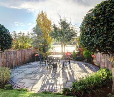 3 bedroom terraced house to rent - Photo 3