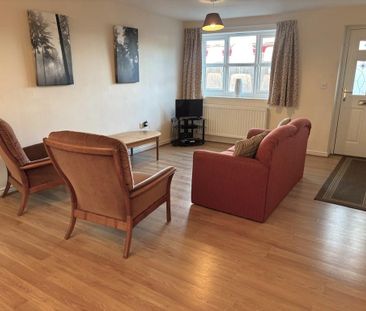 2 bedroom terraced house to rent - Photo 2