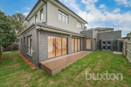 3/16 Coane Street, Oakleigh East VIC 3166 - Townhouse For Rent | Domain - Photo 5
