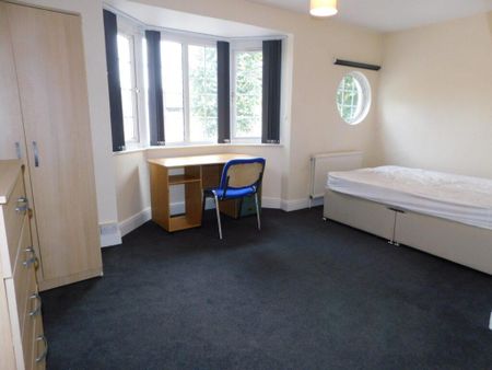 5 bedroom terraced house to rent - Photo 5