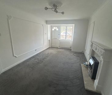 2 bedroom semi-detached bungalow to rent - Photo 6