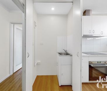 8/1216 Dandenong Road, Murrumbeena - Photo 2