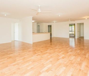 4-Bedroom Family Home in Eimeo - Photo 5