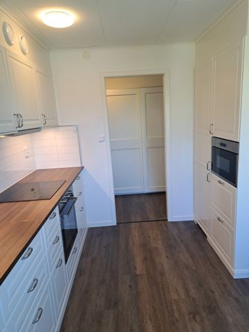 Henrik Gjutares gata, Skövde - Photo 2