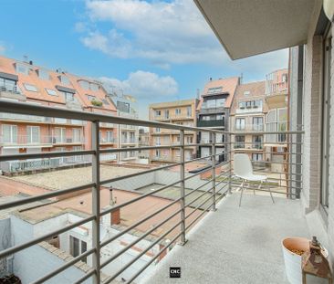 Charmant appartement in het hart van Knokke, een ideale plek voor w... - Photo 2