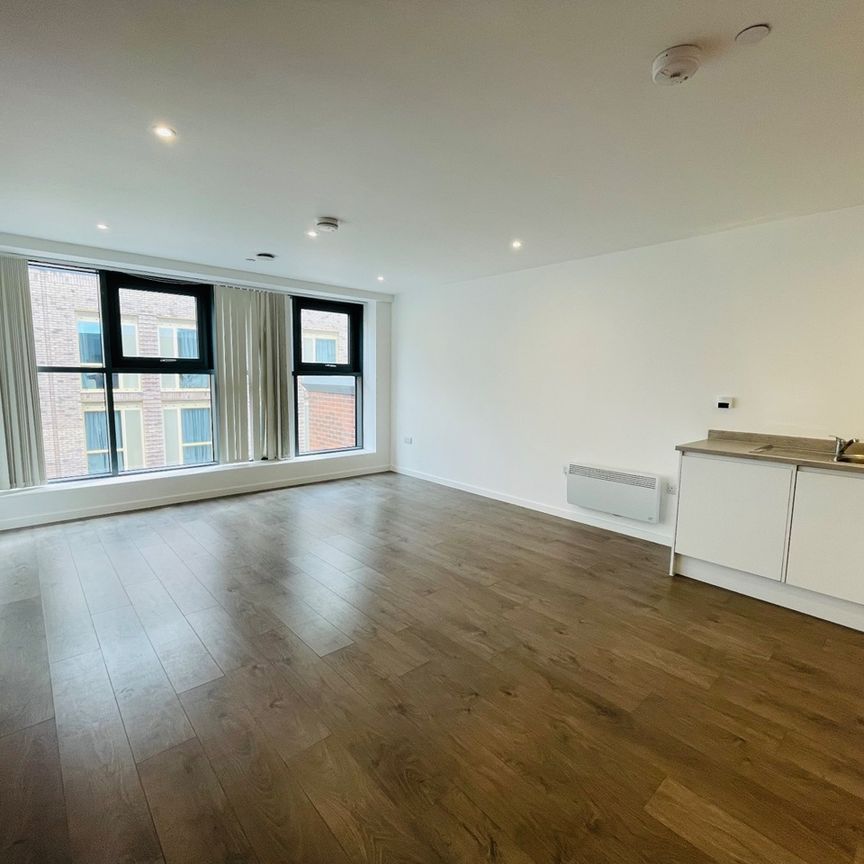 1 Bed Flat, Traffic Street, NG2 - Photo 1