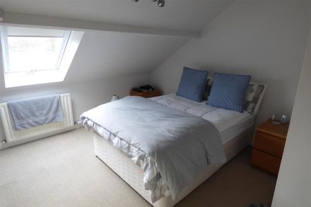 2 bedroom semi-detached bungalow to rent - Photo 5