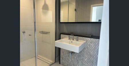 Spacious One Bedroom Plus Study for LEASE | Mezzo Apartment - Photo 2