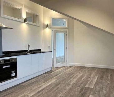 Champion House, Wella Road, Basingstoke, RG22 - Photo 4