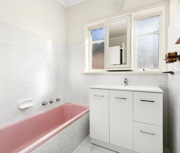 29 Metherall Street, Sunshine North VIC 3020 - Photo 3