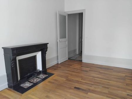 Location Appartement 4 pièces 85m² GRENOBLE 38000 - Photo 2