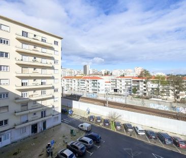 Avenida São João de Deus, Lisbon, Lisbon 1000-011 - Photo 3