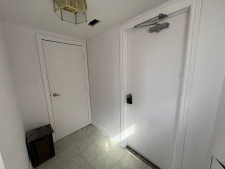 For Lease - 431 Oceanside Avenue Unit# A, Richmond Hill, Ontario - Photo 4