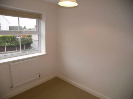 3 Bedroom Town House - Photo 4