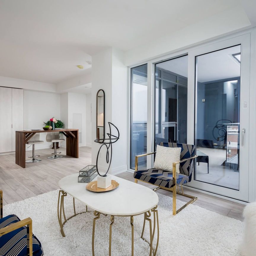 For Lease - 21 Park Street Unit# 1201, Mississauga, Ontario - Photo 1