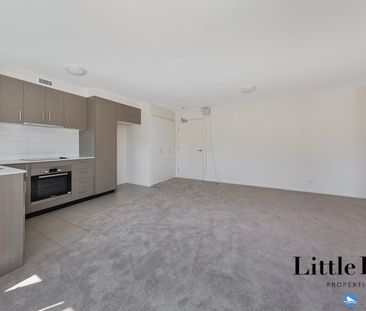 One Bedroom Apartment in the Heart of Braddon! - Photo 2
