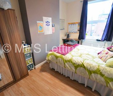 4 Bedroom End Terraced House for rent in William Street - Photo 1