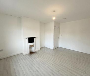 3 bedroom detached house to rent - Photo 4