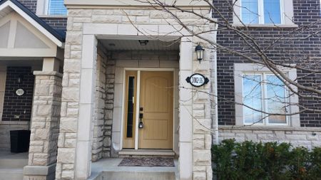 For Lease - 3002 Preserve Drive Unit# 36, Oakville, Ontario - Photo 3